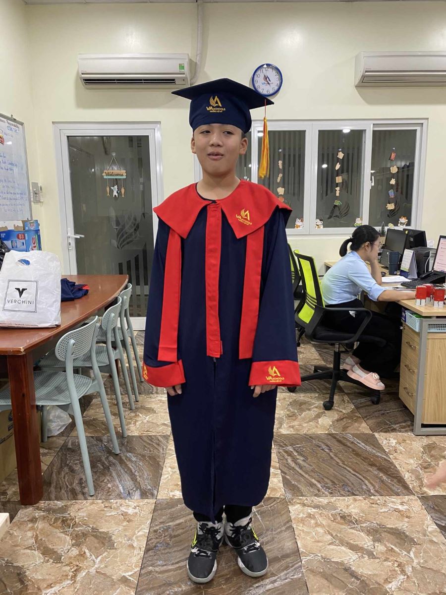 LỄ PHỤC TỐT NGHIỆP CẤP 1